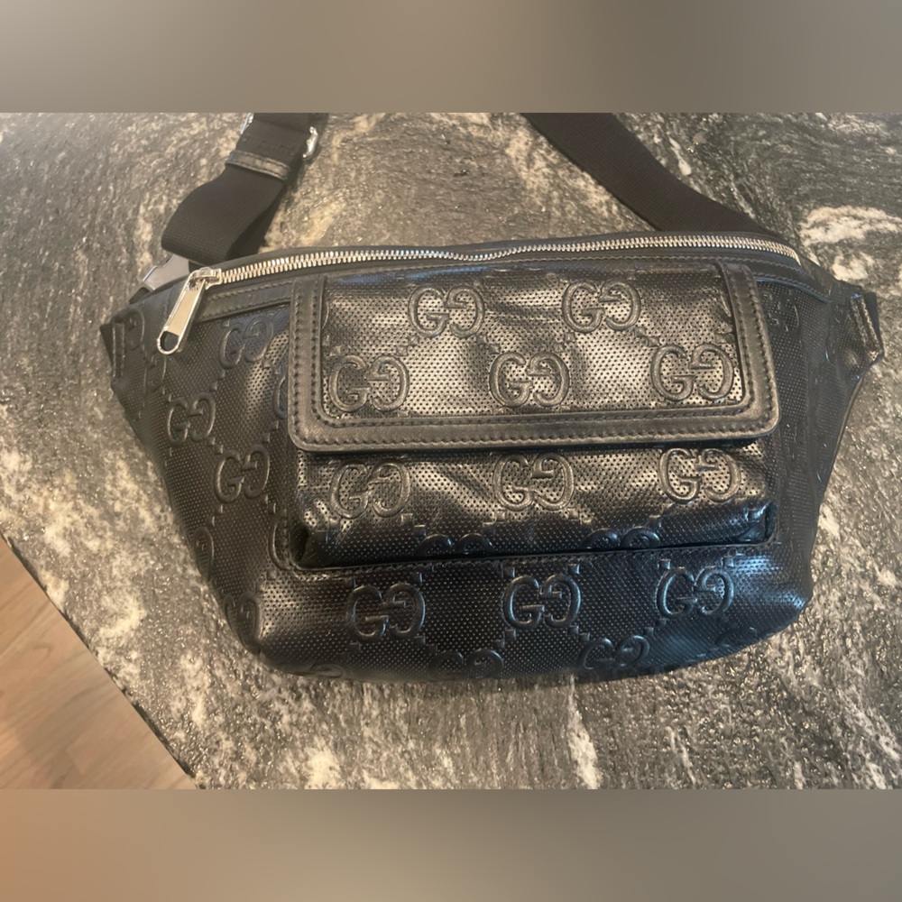 Gucci front pocket belt bag